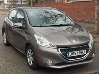Usado Peugeot 208 Access 82 CV (60 kW) 2012 Beige Utilitario
