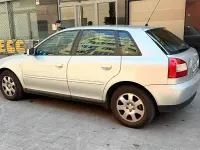 Usado Audi A3 Ambiente 102 CV (75 kW) 2002 Gris / plata Utilitario