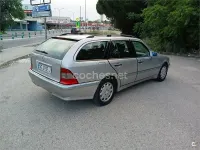 Usado Mercedes C220 Elegance 125 CV (91 kW) 2000 Gris / plata Familiar