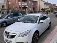Usado Opel Insignia Cosmo 130 CV (95 kW) 2011 Blanco Berlina