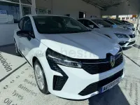 Usado Renault Clio V Evolution 90 CV (66 kW) 2025 Blanco Berlina