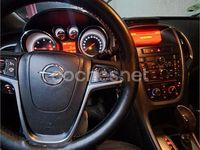 Usado Opel Astra Sportive 165 CV (121 kW) 2015 Negro Familiar