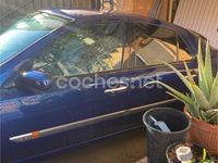 Usado Renault Laguna II Dynamique 123 CV (90 kW) 2001 Azul Berlina