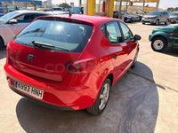 Usado Seat Ibiza Reference 85 CV (62 kW) 2012 Rojo Berlina