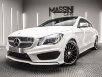 Usado Mercedes CLA180 Shooting Brake AMG line 122 CV (89 kW) 2015 Blanco Familiar