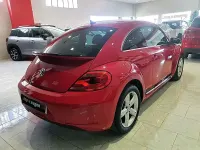 Usado VW Beetle Design 140 CV (102 kW) 2013 Rojo Utilitario