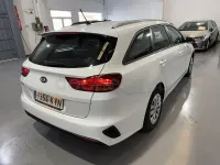 Usado Kia Ceed 115 CV (84 kW) 2019 Blanco Utilitario