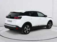 Usado Peugeot 3008 Allure 300 CV (220 kW) 2022 Blanco SUV