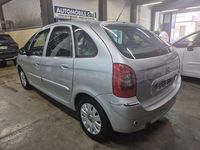 Usado Citroën Xsara Picasso Exclusive 92 CV (67 kW) 2010 Gris / plata Monovolumen