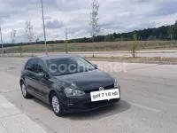 Usado VW Golf VII 105 CV (77 kW) 2013 Gris / plata Berlina