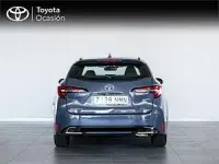 Usado Toyota Corolla Active 140 CV (102 kW) 2026 Gris Familiar