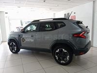 Usado Dacia Duster Extreme 130 CV (95 kW) 2025 Gris / plata SUV
