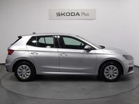 Usado Skoda Fabia Active 80 CV (58 kW) 2022 Gris plata Utilitario