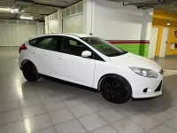 Usado Ford Focus Trend 100 CV (73 kW) 2013 Blanco
