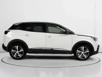 Usado Peugeot 3008 Allure 131 CV (96 kW) 2019 Blanco SUV
