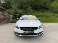 Usado Volvo V60 CC 150 CV (110 kW) 2018 Blanco Familiar