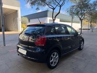 Usado VW Polo Advance 90 CV (66 kW) 2013 Negro Utilitario