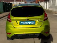 Używany Ford Fiesta Trend 68 KM (50 kW) 2008 Zielony Hatchback