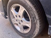 Occasion Nissan Almera Tino Tekna 116 ch (85 kW) 2005 Bleue Monospace