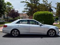 Usado Mercedes E220 Avantgarde 170 CV (125 kW) 2014 Gris / plata Berlina