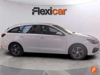 Usado Hyundai i30 117 CV (86 kW) 2022 Blanco Berlina