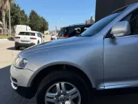 Second-hand VW Touareg 225 CP (165 kW) 2005 Gri SUV