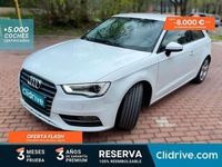 Usado Audi A3 Attraction 105 CV (77 kW) 2013 Blanco Berlina