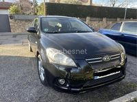 Używany Kia Ceed Active 126 KM (92 kW) 2011 Czarny Hatchback