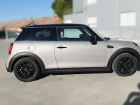 Usado Mini Cooper 136 CV (100 kW) 2022 Gris Utilitario