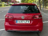 Usado VW Golf VII Advance 150 CV (110 kW) 2020 Rojo Familiar