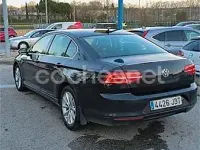 Usado VW Passat Advance 150 CV (110 kW) 2014 Negro Berlina