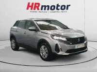 Usado Peugeot 3008 Active 131 CV (96 kW) 2021 Gris SUV