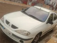 Usado Renault Mégane Authentique 95 CV (69 kW) 2000 Blanco Berlina