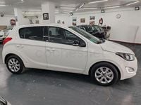 Usado Hyundai i20 84 CV (61 kW) 2014 Blanco Utilitario