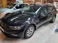 Usado VW Passat 120 CV (88 kW) 2020 Negro Familiar