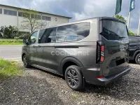 Usado Ford Tourneo Titanium X 150 CV (110 kW) 2025 Gris / plata Monovolumen