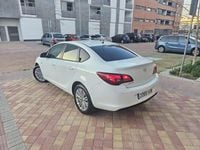 Usado Opel Astra Excellence 110 CV (80 kW) 2014 Blanco Berlina