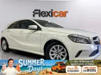Usado Mercedes A180 109 CV (80 kW) 2017 Blanco Utilitario