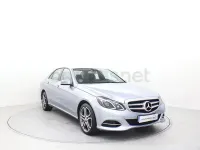 Usado Mercedes E220 170 CV (125 kW) 2016 Gris / plata Berlina