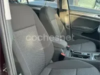 Usado VW Golf VII Business 115 CV (84 kW) 2017 Granate Berlina