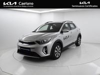 Usado Kia Stonic 101 CV (74 kW) 2025 Gris / plata SUV