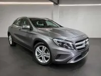 Usado Mercedes GLA180 Urban 122 CV (89 kW) 2016 Gris SUV