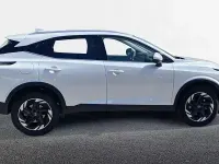Usado Nissan Qashqai N-Connecta 140 CV (102 kW) 2024 Lunar white (perlada) SUV