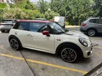 Usado Mini John Cooper Works 231 CV (169 kW) 2021 Blanco Utilitario