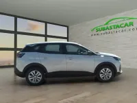 Usado Peugeot 3008 Active 130 CV (95 kW) 2022 Blanco SUV