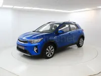 Usado Kia Stonic 100 CV (73 kW) 2022 Azul SUV
