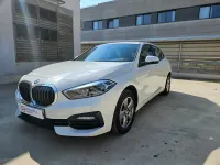 Usado BMW 116 Comfort Edition 116 CV (85 kW) 2023 Pintura solida alpin Utilitario