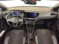 Usado VW Polo R-line 116 CV (85 kW) 2025 Gris / plata Berlina