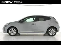 Usado Renault Clio V Evolution 100 CV (73 kW) 2025 Gris / plata Berlina