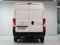 Usado Peugeot Boxer S 140 CV (102 kW) 2023 Blanco Van